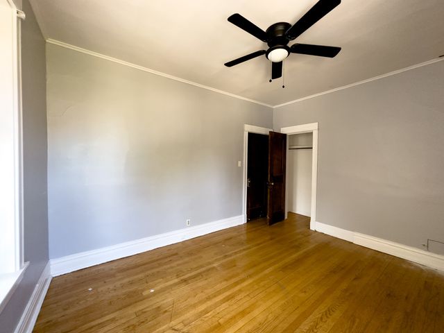 1222 W Rosemont Avenue 1, Chicago, IL 60660