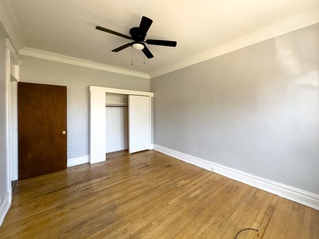 1222 W Rosemont Avenue 1, Chicago, IL 60660