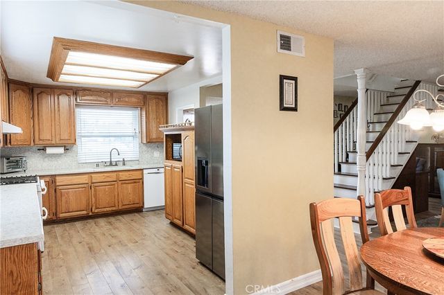 2454 Invar Court, Simi Valley, CA 93065