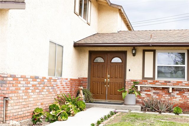 2454 Invar Court, Simi Valley, CA 93065
