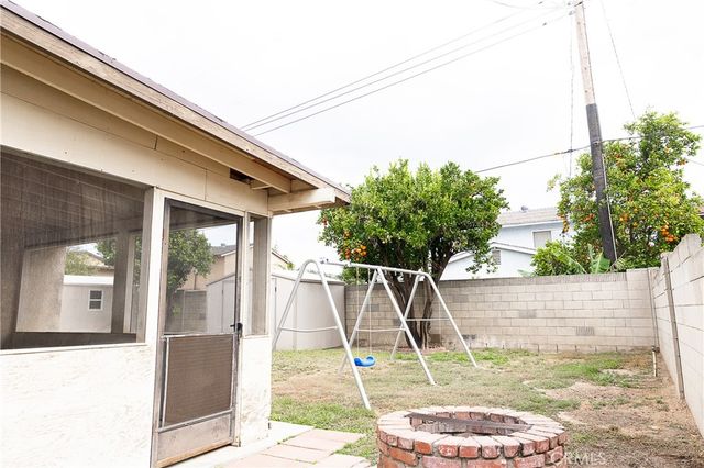 2454 Invar Court, Simi Valley, CA 93065