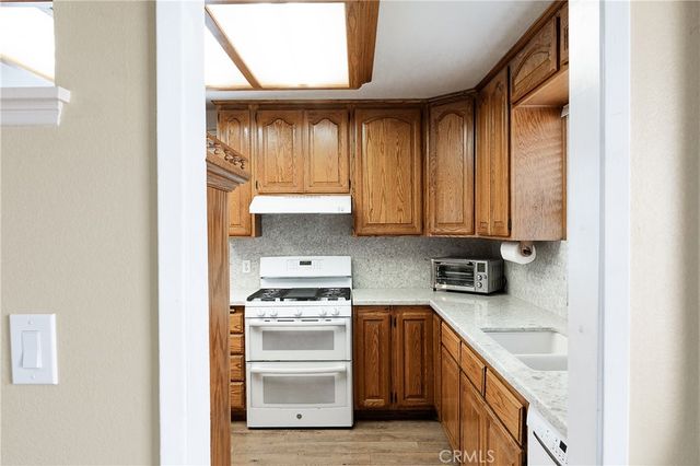 2454 Invar Court, Simi Valley, CA 93065