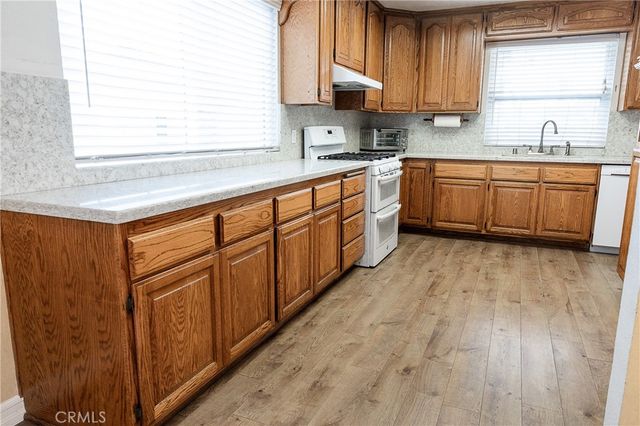 2454 Invar Court, Simi Valley, CA 93065