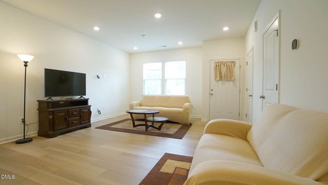 3070 Spline Circle, Raleigh, NC 27610