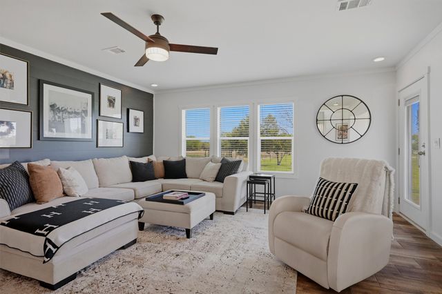 249 Mt Pleasant Road, Valley View, TX 76272