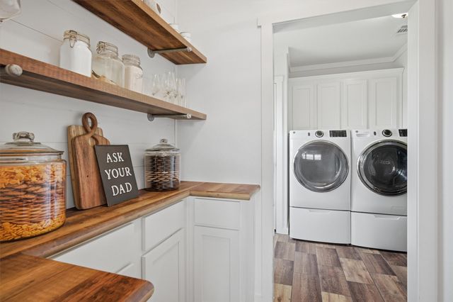 249 Mt Pleasant Road, Valley View, TX 76272