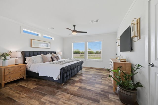 249 Mt Pleasant Road, Valley View, TX 76272