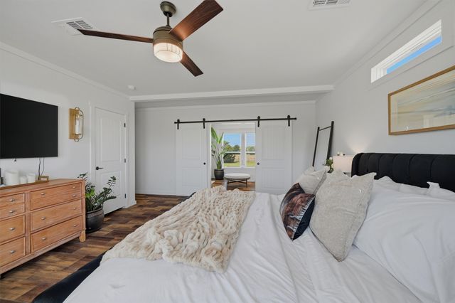 249 Mt Pleasant Road, Valley View, TX 76272