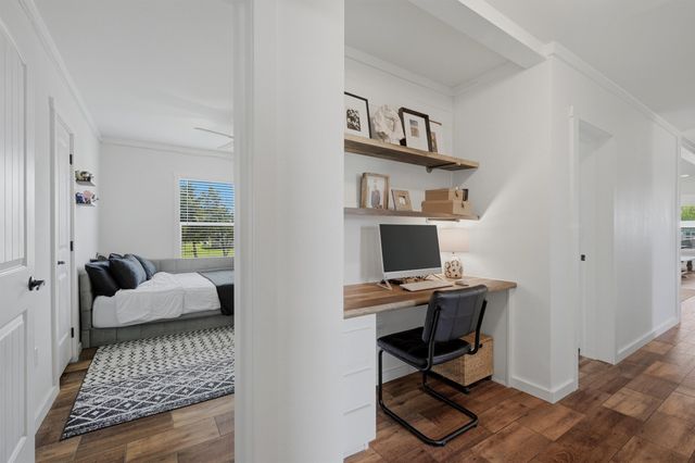 249 Mt Pleasant Road, Valley View, TX 76272