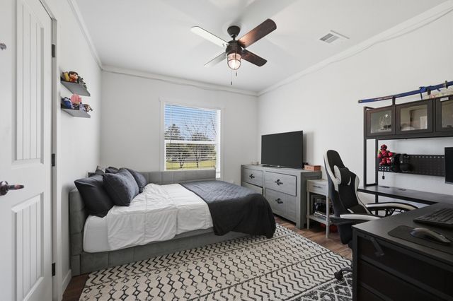 249 Mt Pleasant Road, Valley View, TX 76272