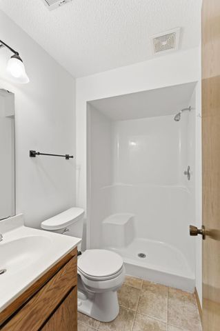 1869 113th Avenue NW, Coon Rapids, MN 55433