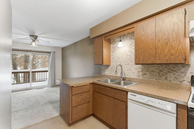 1869 113th Avenue NW, Coon Rapids, MN 55433