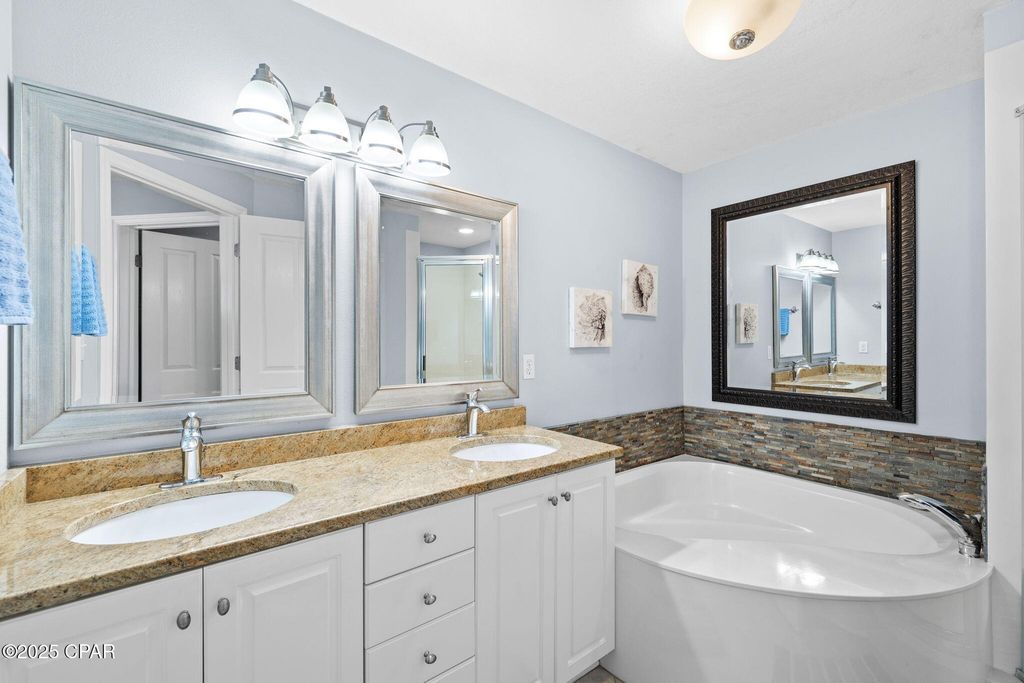 Image 17 of property listing at 17757 Front Beach Road 1601, Panama City Beach, FL 32413