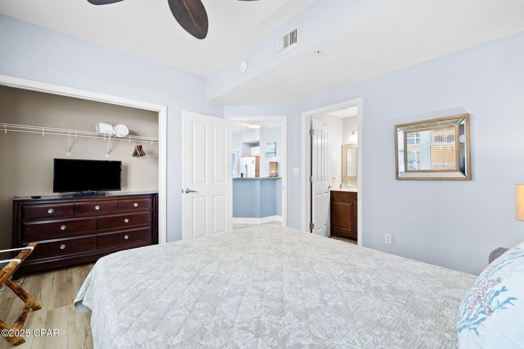 Image 22 of property listing at 17757 Front Beach Road 1601, Panama City Beach, FL 32413
