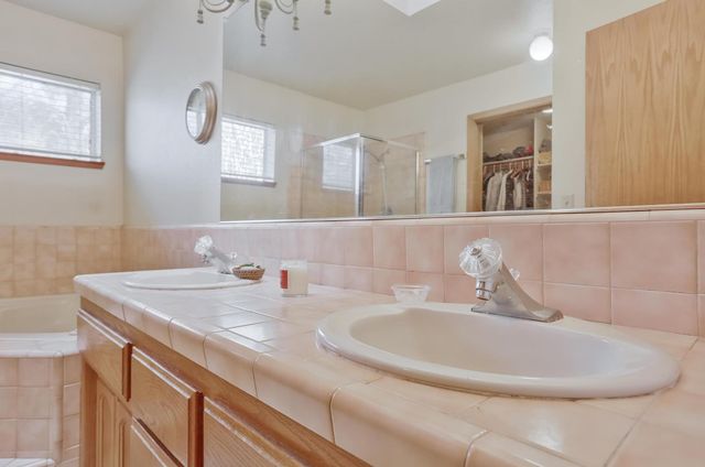 3440 FULLMOON Dr, Placerville, CA 95667