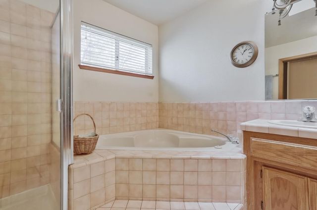 3440 FULLMOON Dr, Placerville, CA 95667