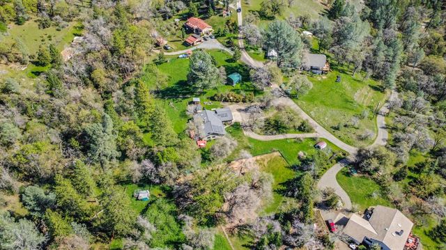 3440 FULLMOON Dr, Placerville, CA 95667