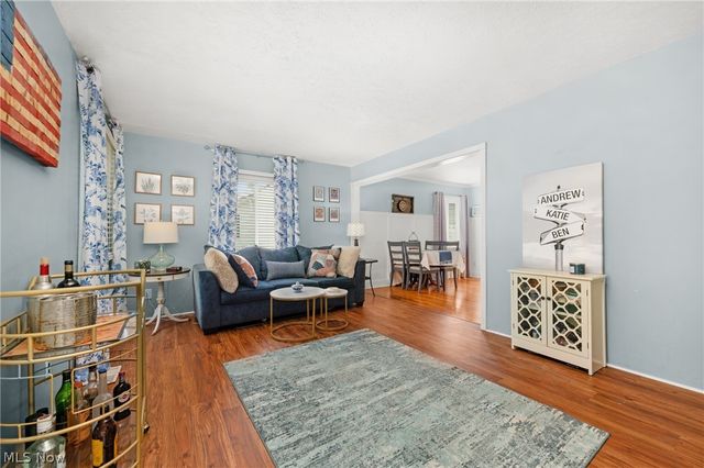 4089 W 229th Street, Fairview Park, OH 44126