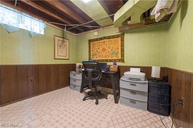 4089 W 229th Street, Fairview Park, OH 44126