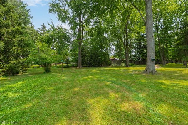 4089 W 229th Street, Fairview Park, OH 44126