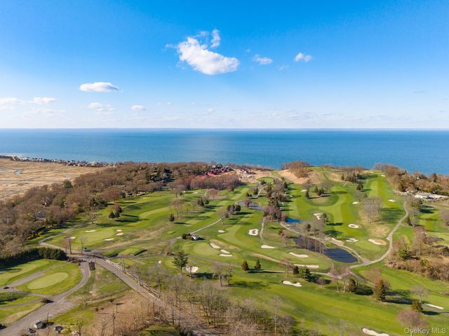 2 Pebble Hill Drive, Northport, NY 11768