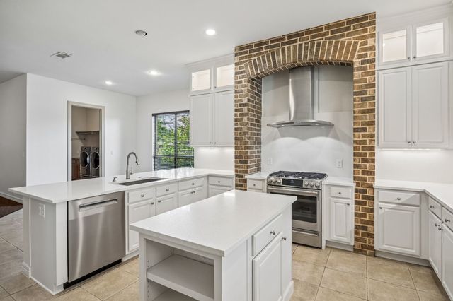 2012 Woodbine Circle, Southlake, TX 76092