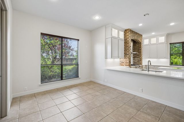 2012 Woodbine Circle, Southlake, TX 76092