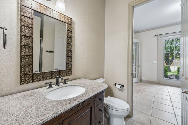 2012 Woodbine Circle, Southlake, TX 76092