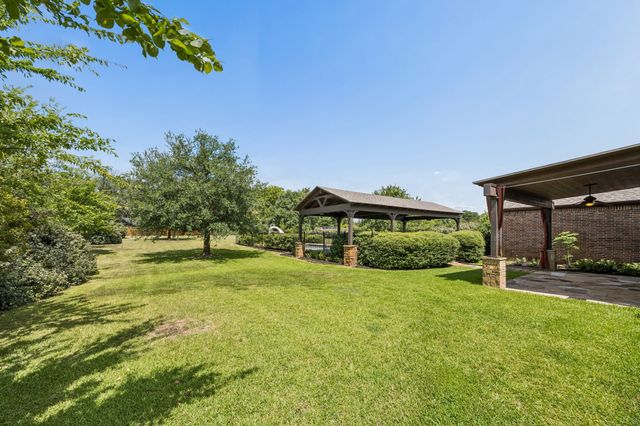 2012 Woodbine Circle, Southlake, TX 76092