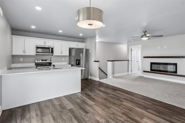 1365 SE Parkview Crossing Drive, Waukee, IA 50263