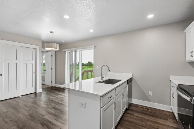 1365 SE Parkview Crossing Drive, Waukee, IA 50263