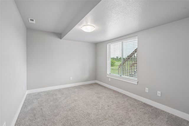 1365 SE Parkview Crossing Drive, Waukee, IA 50263