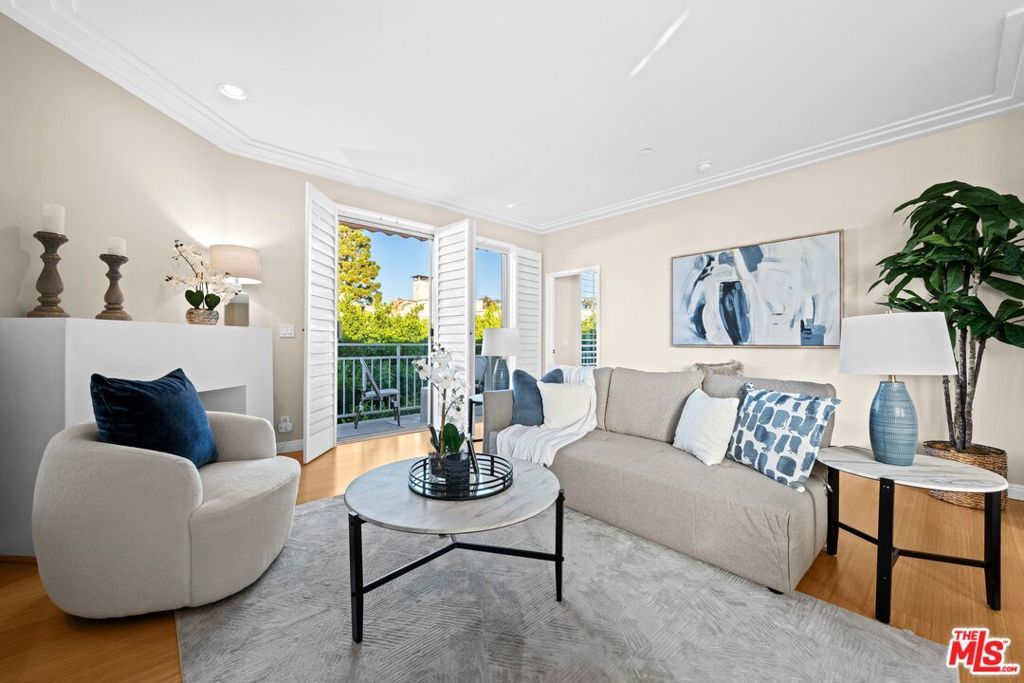 117 S Clark Drive 305, Los Angeles, CA 90048 — photo 2