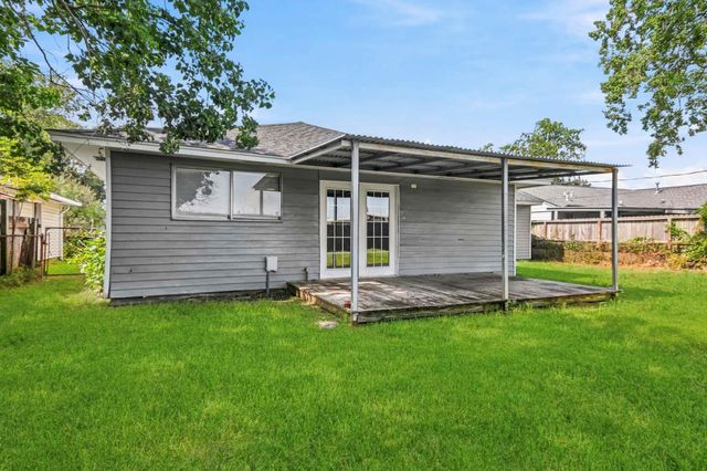 5413 Vae Drive, Baytown, TX 77521