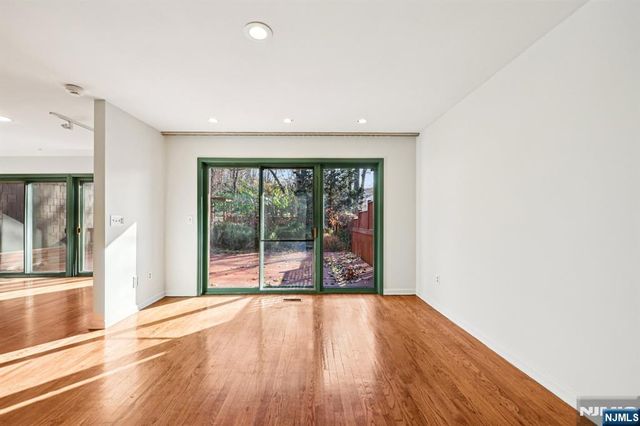 6 Old Quarry Road 4, Englewood, NJ 07631