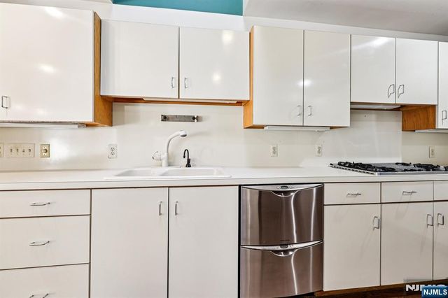 6 Old Quarry Road 4, Englewood, NJ 07631