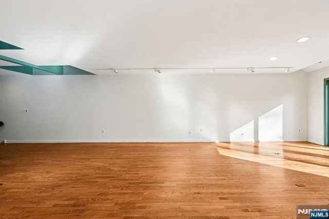 6 Old Quarry Road 4, Englewood, NJ 07631