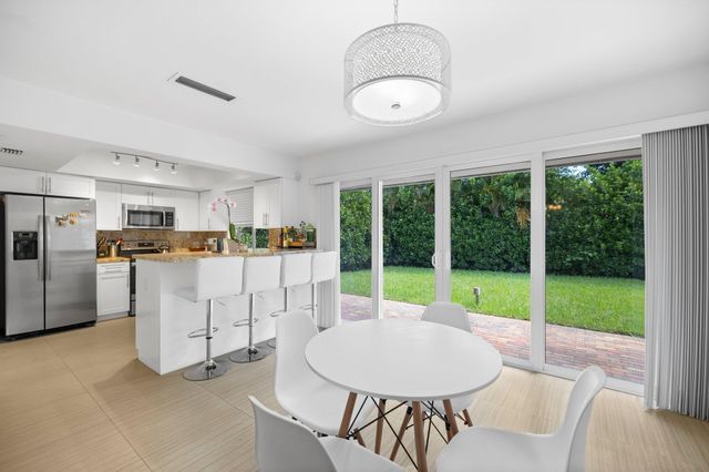 811 Capri Street, Coral Gables, FL 33134