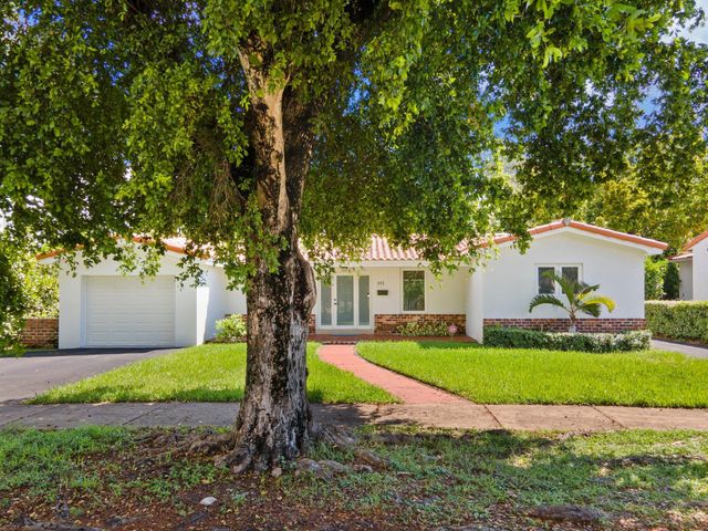 811 Capri Street, Coral Gables, FL 33134