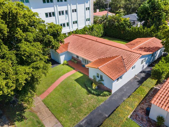 811 Capri Street, Coral Gables, FL 33134
