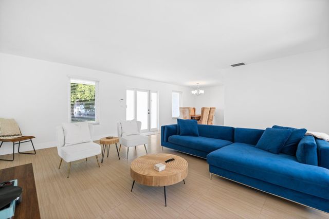 811 Capri Street, Coral Gables, FL 33134