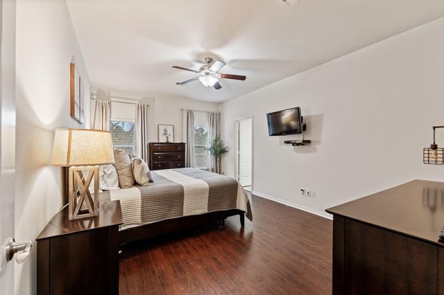 2016 Borthwick Lane, Conroe, TX 77301