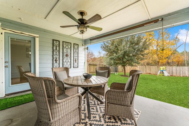 2016 Borthwick Lane, Conroe, TX 77301