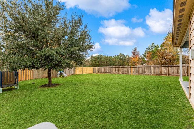 2016 Borthwick Lane, Conroe, TX 77301