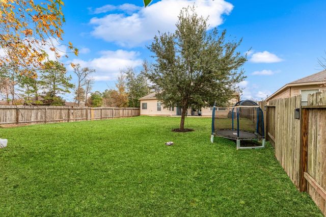 2016 Borthwick Lane, Conroe, TX 77301