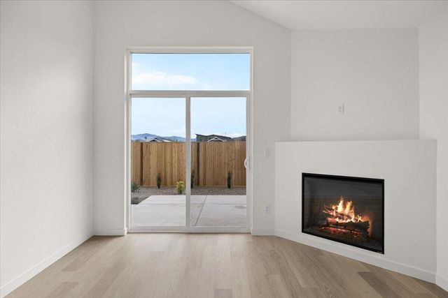 101 Gangnes Drive, Talent, OR 97540