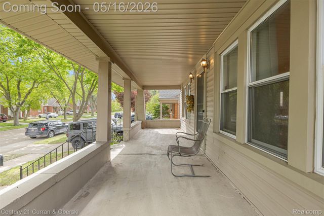 21725 Nowlin Street, Dearborn, MI 48124