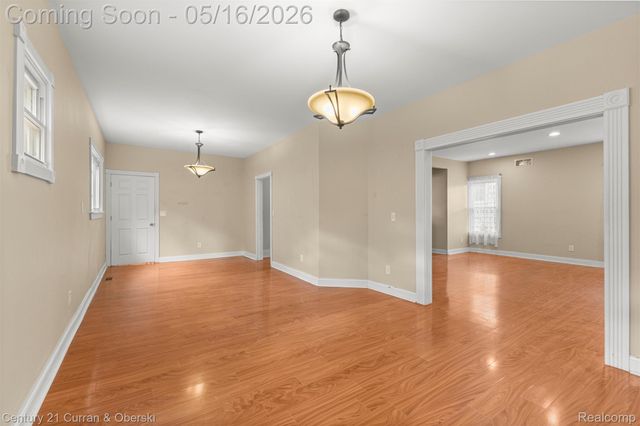 21725 Nowlin Street, Dearborn, MI 48124