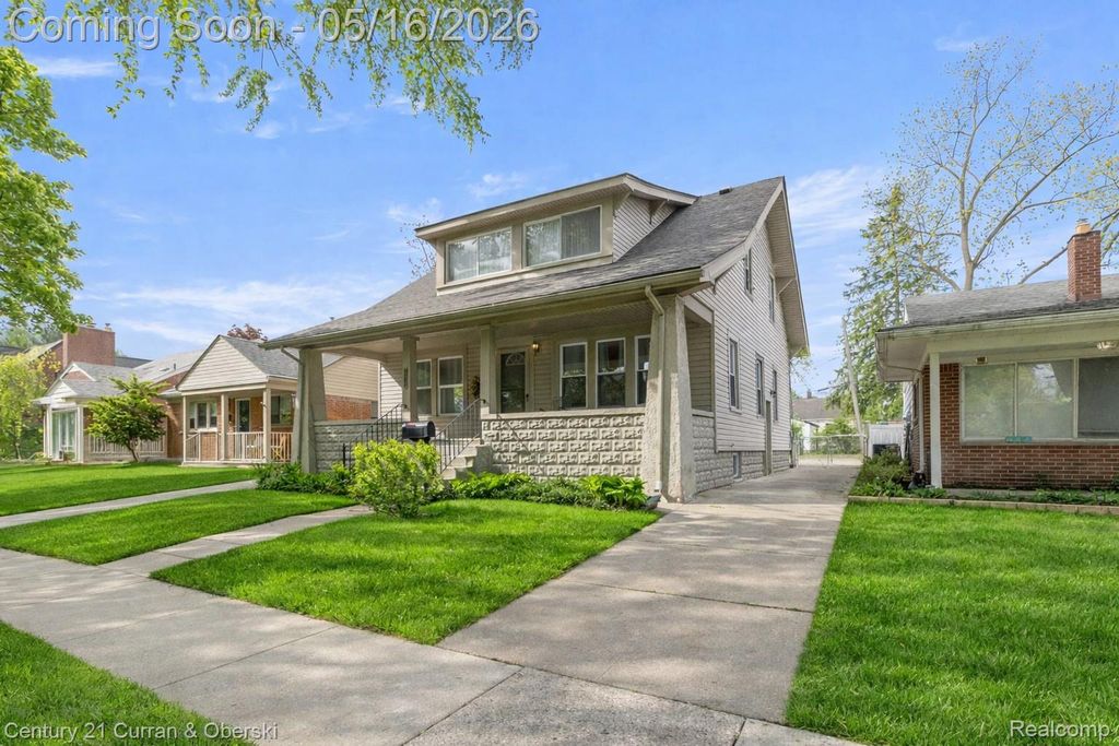 21725 Nowlin Street, Dearborn, MI 48124