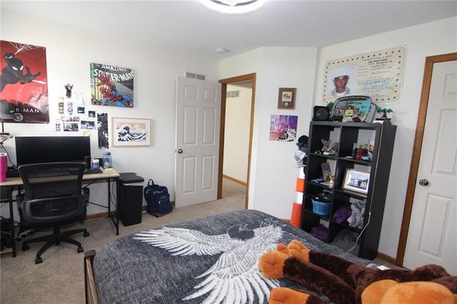 5133 Woodland Drive, Shawnee, KS 66218